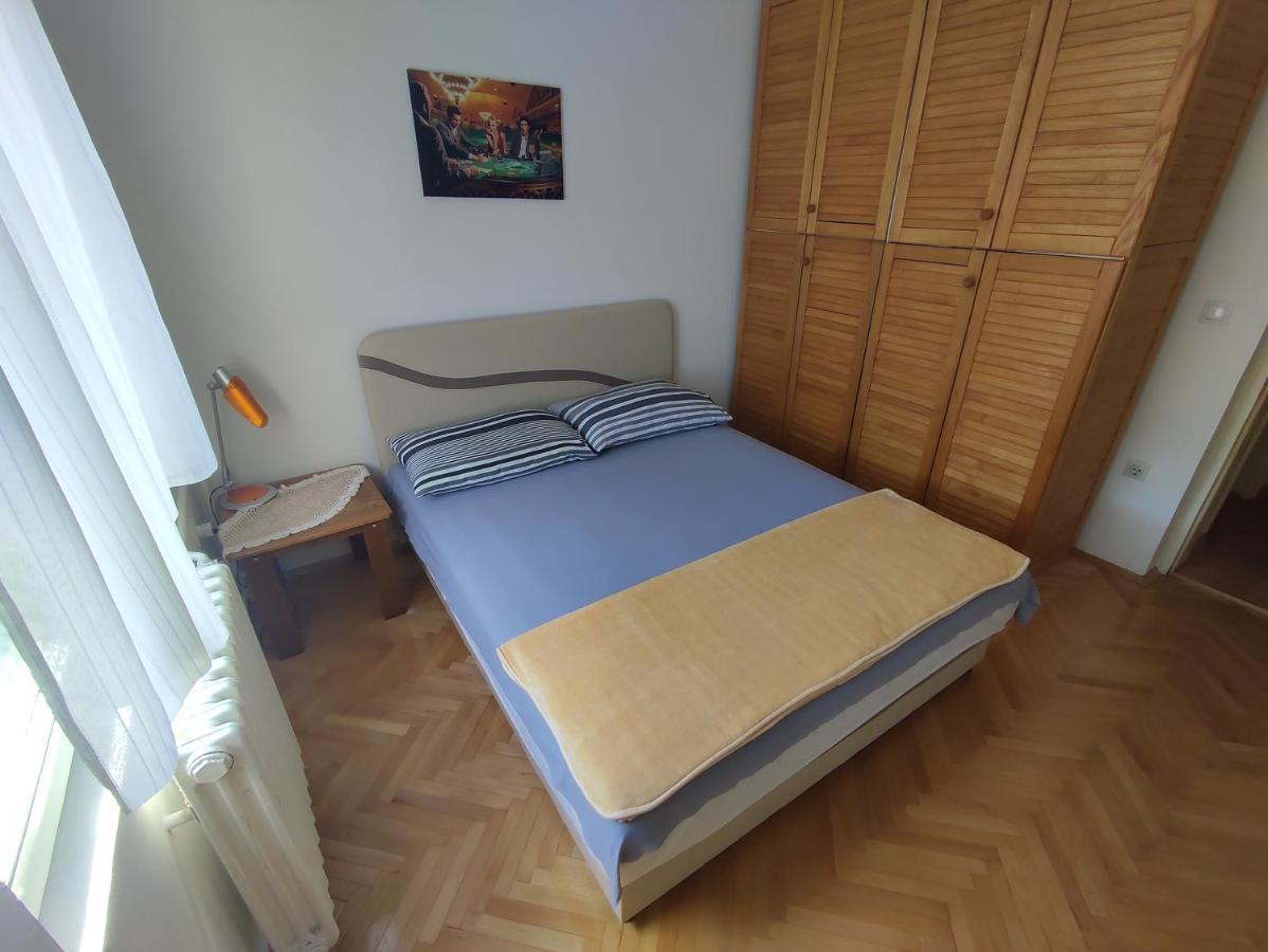 Woody Apartment Novi Sad Exterior foto